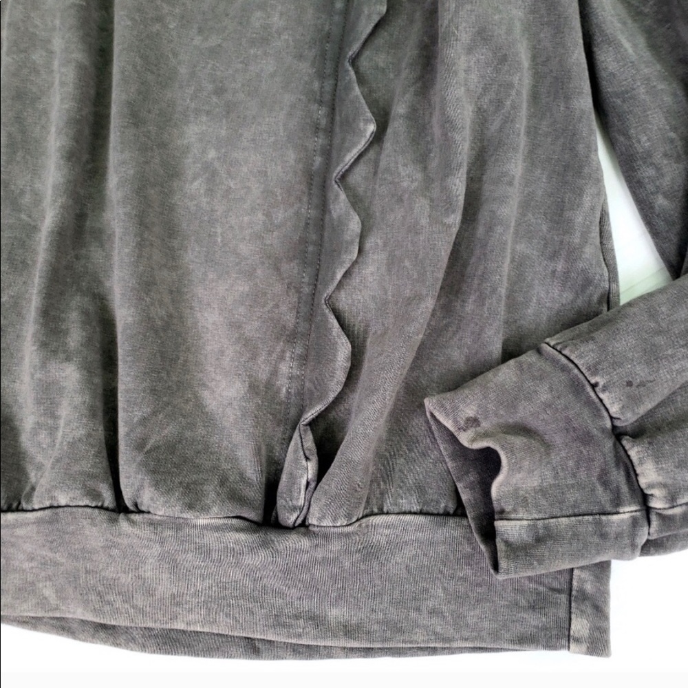 Anthropologie’s Eri + Ali ruffle faded sweatshirt - Picture 5 of 7